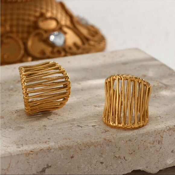 #34 Woven Gold Adjustable Ring - Picture 3 of 9